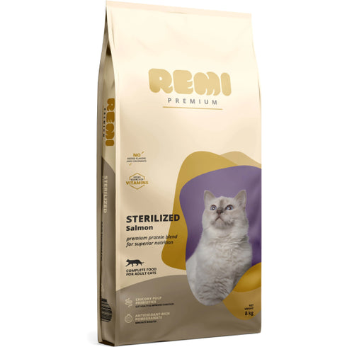 Hrana uscata pentru pisici Remi Premium Sterilized Somon 8kg
